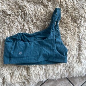 Lululemon bra
